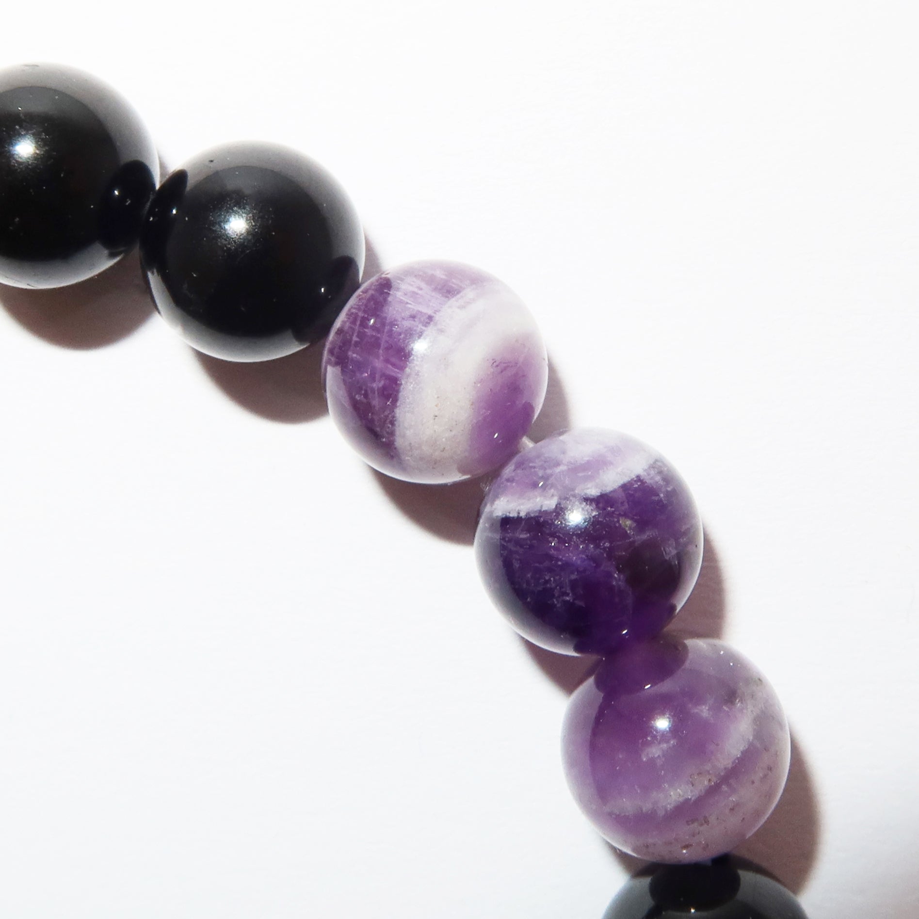 Elegantes Amethyst und Schwarzer Turmalin Armband für Damen - stilvoll & kraftvoll - YuCharm