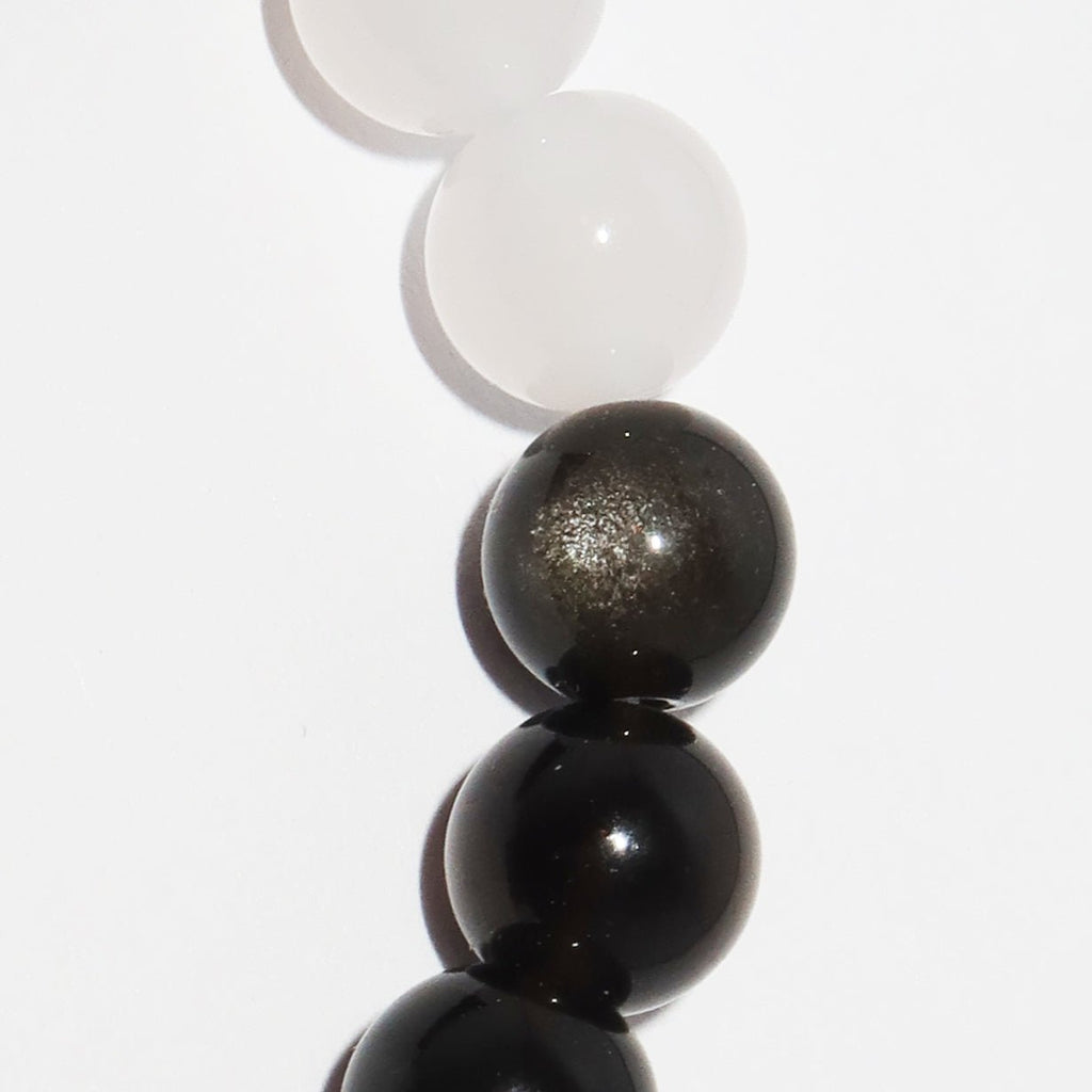 Elegantes Weißer Achat und Silberobsidian Armband für Damen - stilvoll & kraftvoll - YuCharm