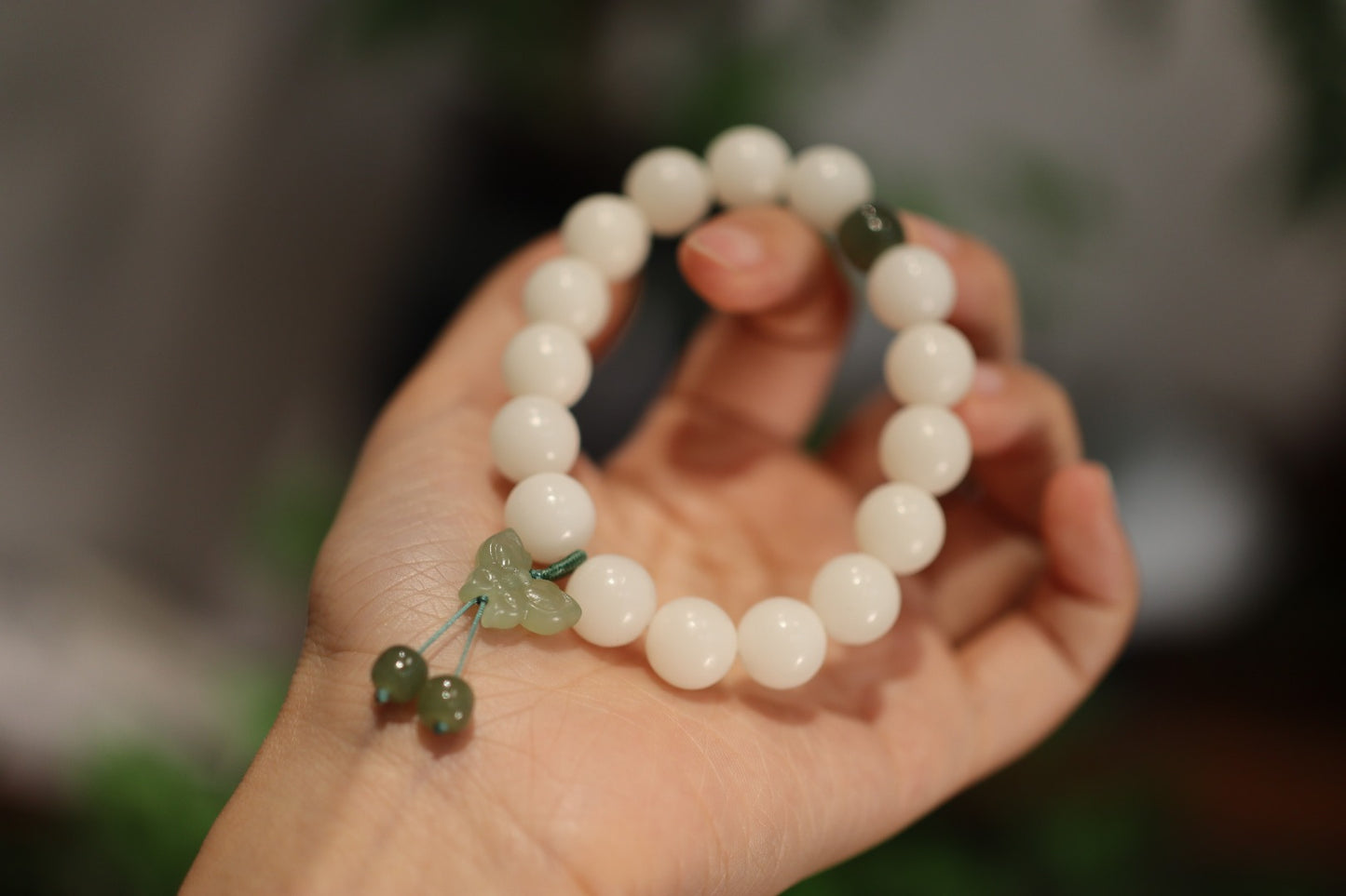 Natürliches 12 mm weißes Jade-Bodhi-Wurzel-Armband, Hetian-Jade-Ruyi-Armband, ein Baum, ein Bodhi-Jade-Armband, das sich um den Finger wickelt. Weicher Text zum Spielen